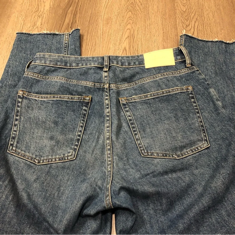 Everlane The Curvy Cheeky Jean Womens 28 Ankle Frayed Hem Straight Medium Wash - Picture 3 of 4